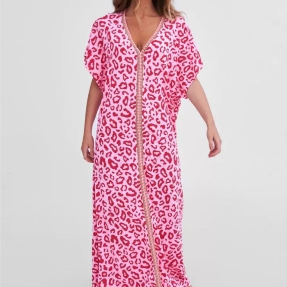 Pitusa Pima Short Sleeves V-Neckline Embroidered Abaya Dress Pink Animal Cheetah